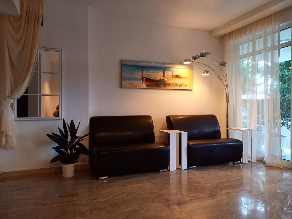 Relax Larrisa Studio Primorsko Eksteriør bilde